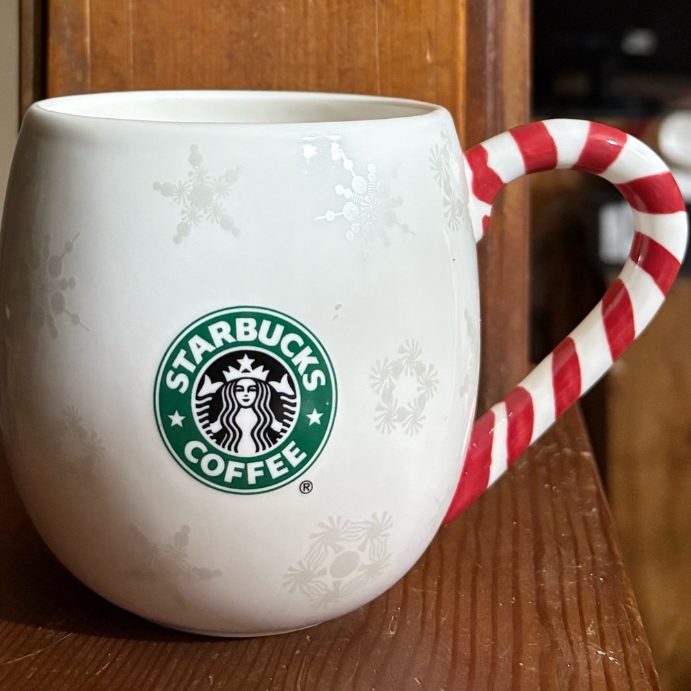 Starbucks White Mug with Green Logo and Red-White Candy Cane Handle 2007